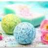 Bomba de Baño Natural con Joya Sorpresa – Aroma Cedro y Sándalo – Hidratante con Vitamina E y Efecto Efervescente