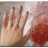 Bomba de Baño Natural con Joya Sorpresa – Aroma Cedro y Sándalo – Hidratante con Vitamina E y Efecto Efervescente
