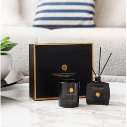 Set Regalo Colección Privada – Vela Aromática + Barritas “Aventus” – Elegancia Aromática para el Hogar